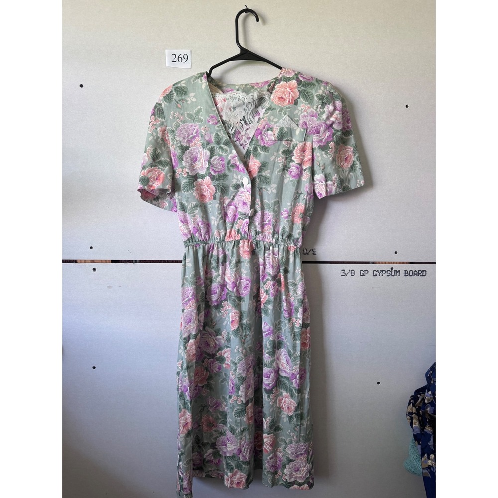 Peri Petites Vintage Floral Midi Dress Sage Green Pink Lace V-Neck Size 10 14102